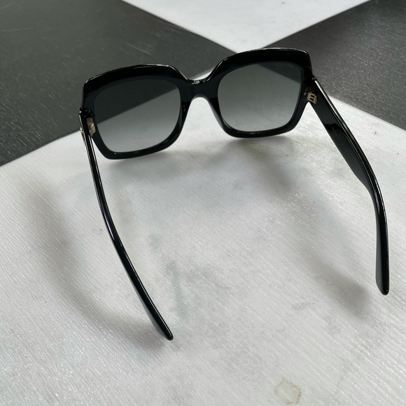 Oversized black square frame Gucci sunglasses main image 5